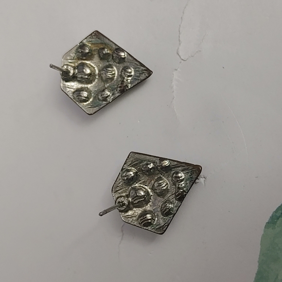 Rhinestone Diamond Shape Earrings - Picture 3 of 3